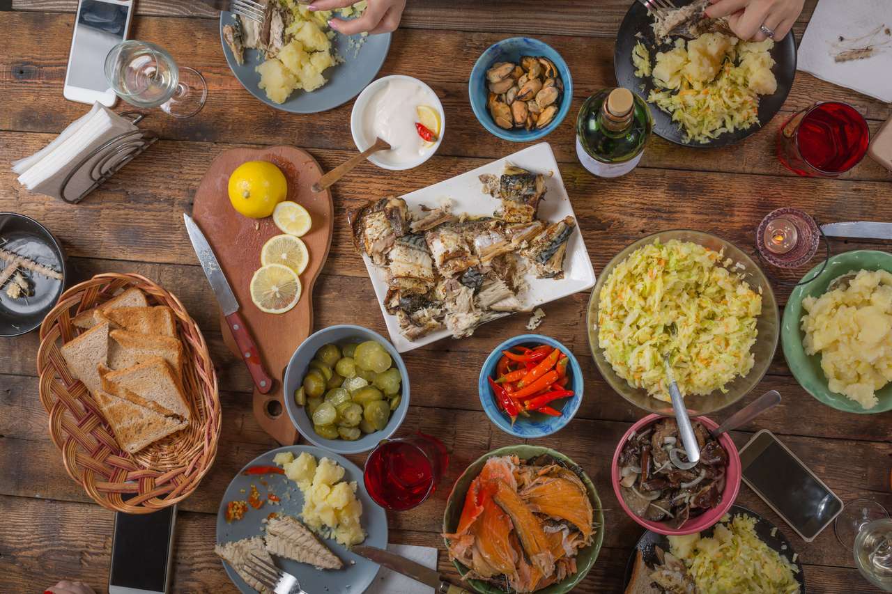 Маса за вечеря за Деня на благодарността онлайн пъзел