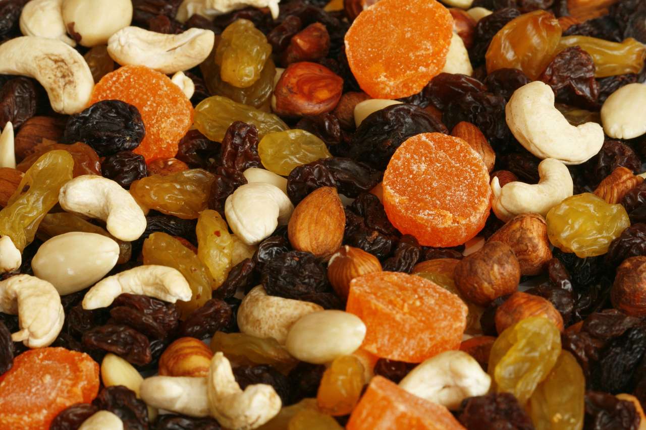 Gezond gedroogd fruit en noten legpuzzel online