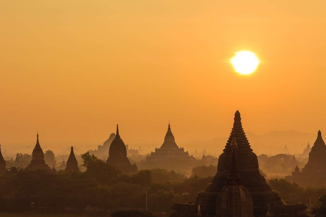 Bagan στη Μιανμάρ Βιρμανία παζλ online