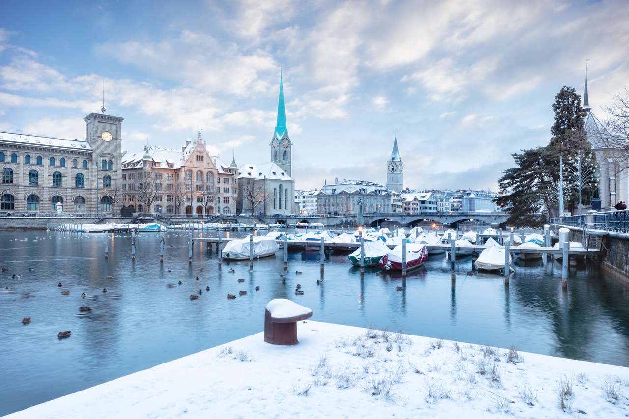 Vieille ville de Zurich en hiver puzzle en ligne