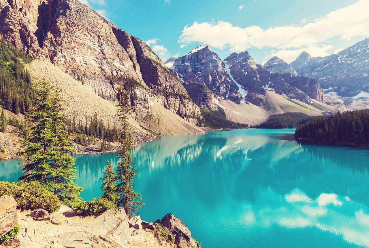 Prachtig Moraine-meer in Banff National park, Canada legpuzzel online