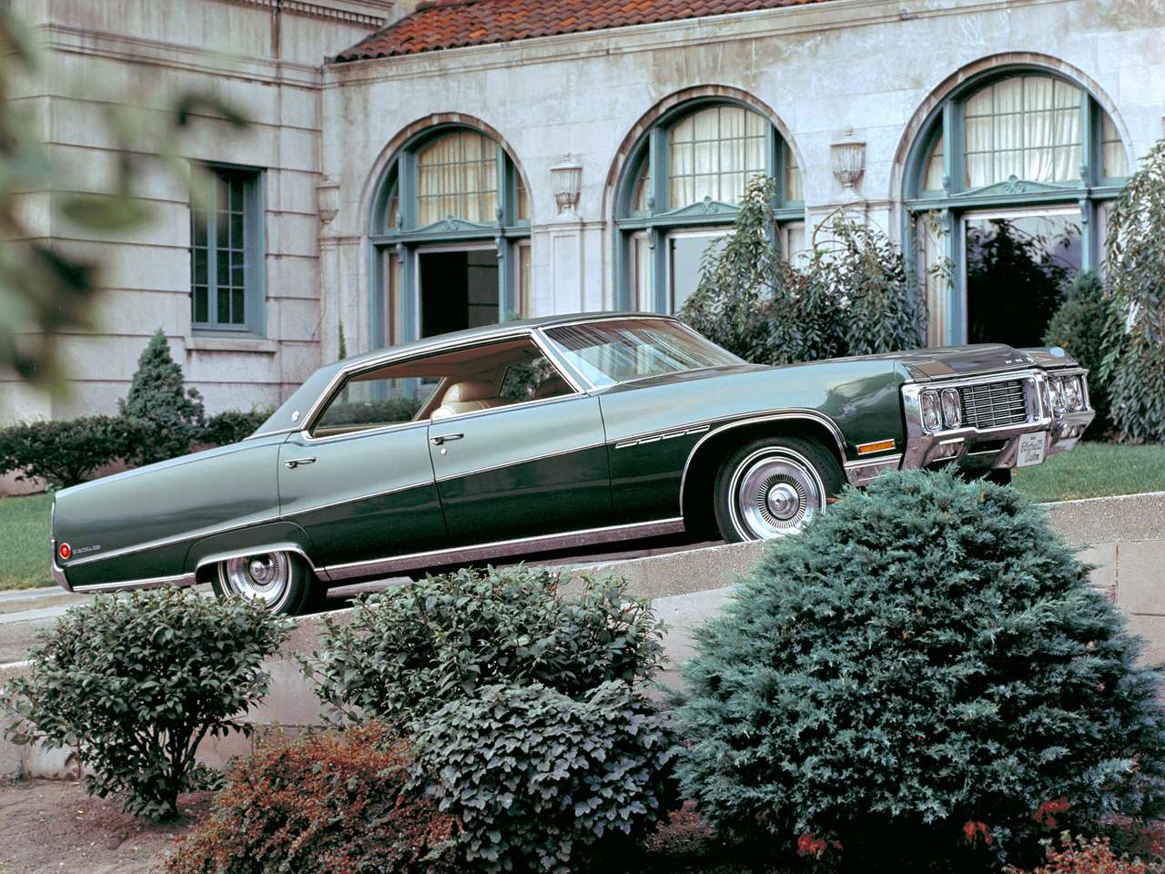 1970 Buick Electra 225 Custom 4-дверний жорсткий верх пазл онлайн