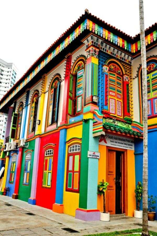 Барвиста будівля в Сінгапурі в Азії - мистецтво №3 пазл онлайн
