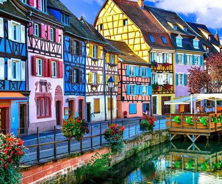 Gyönyörű épületek Colmar Franciaországban - Art # 7 online puzzle