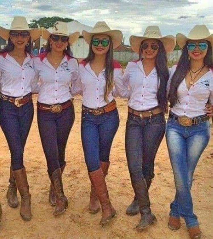 fem vackra cowgirls pussel på nätet