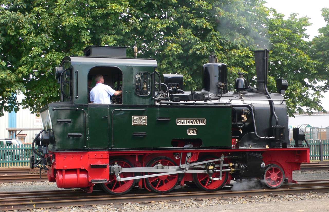 "Spreewald" locomotive of the DEV online puzzle