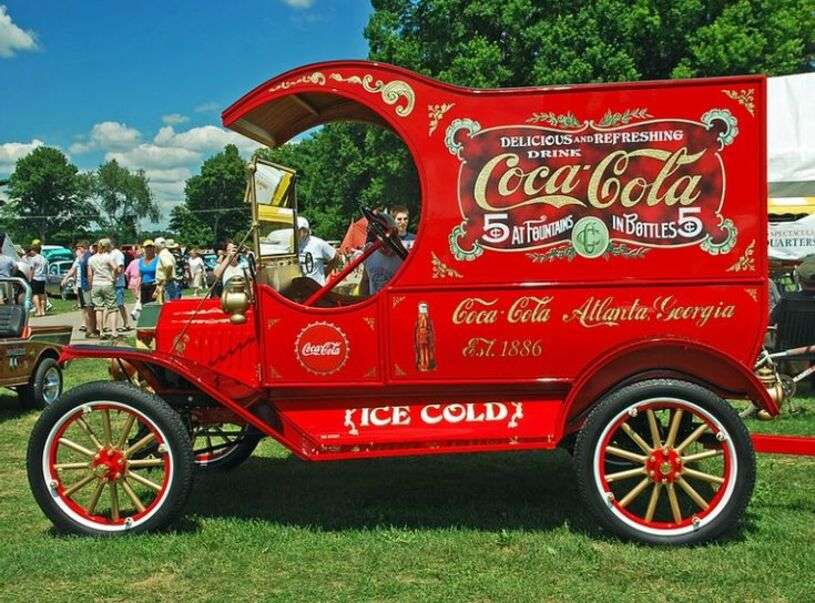 Доставчик на Coca Cola Ford T 1915 г онлайн пъзел