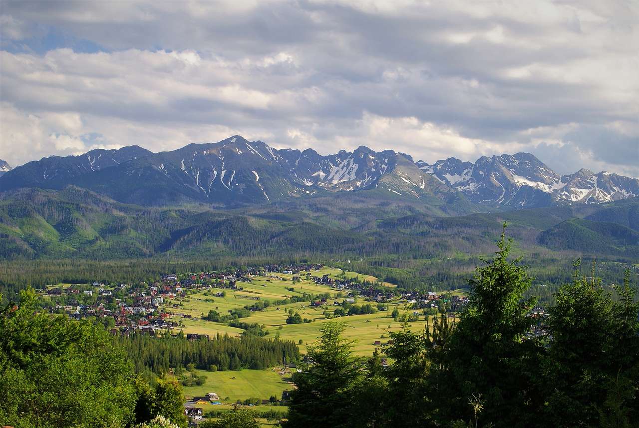 Sikt över Tatrabergen Pussel online
