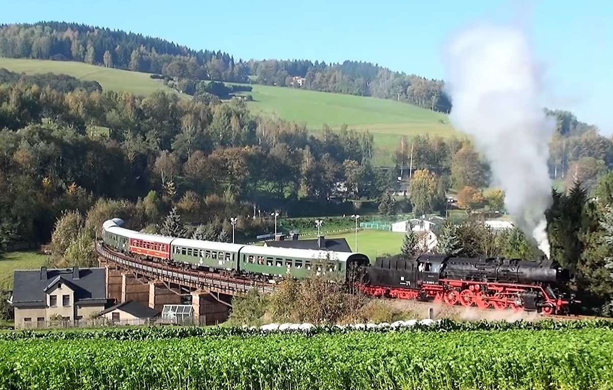 Dampfsonderzug in Thüringen Puzzlespiel online