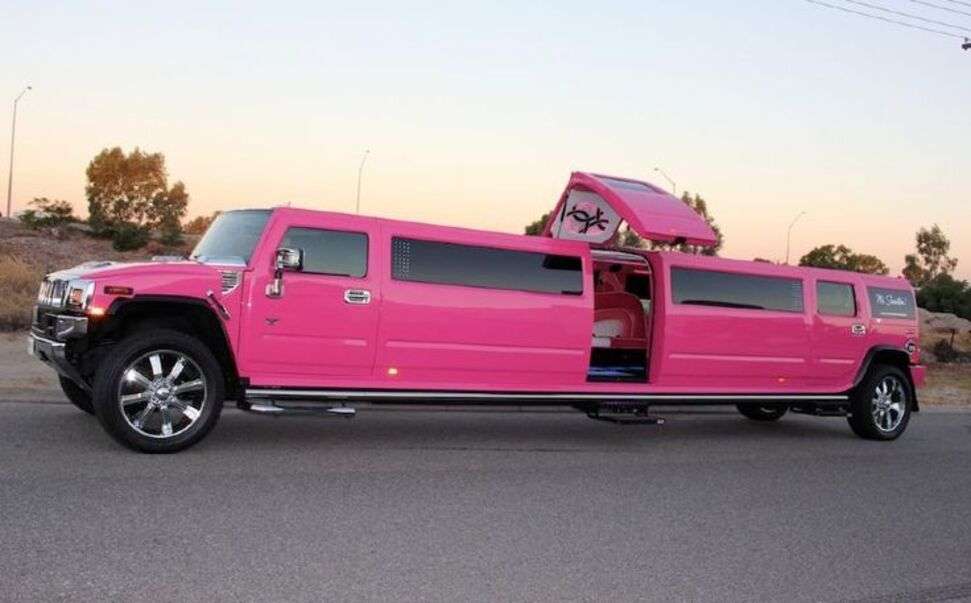 Růžová limuzína Hummer skládačky online