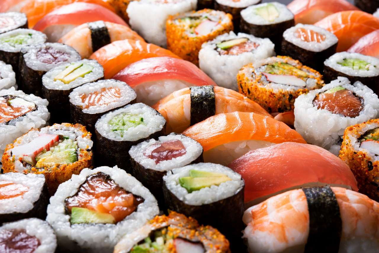 Comida de sushi japonés de arriba rompecabezas en línea
