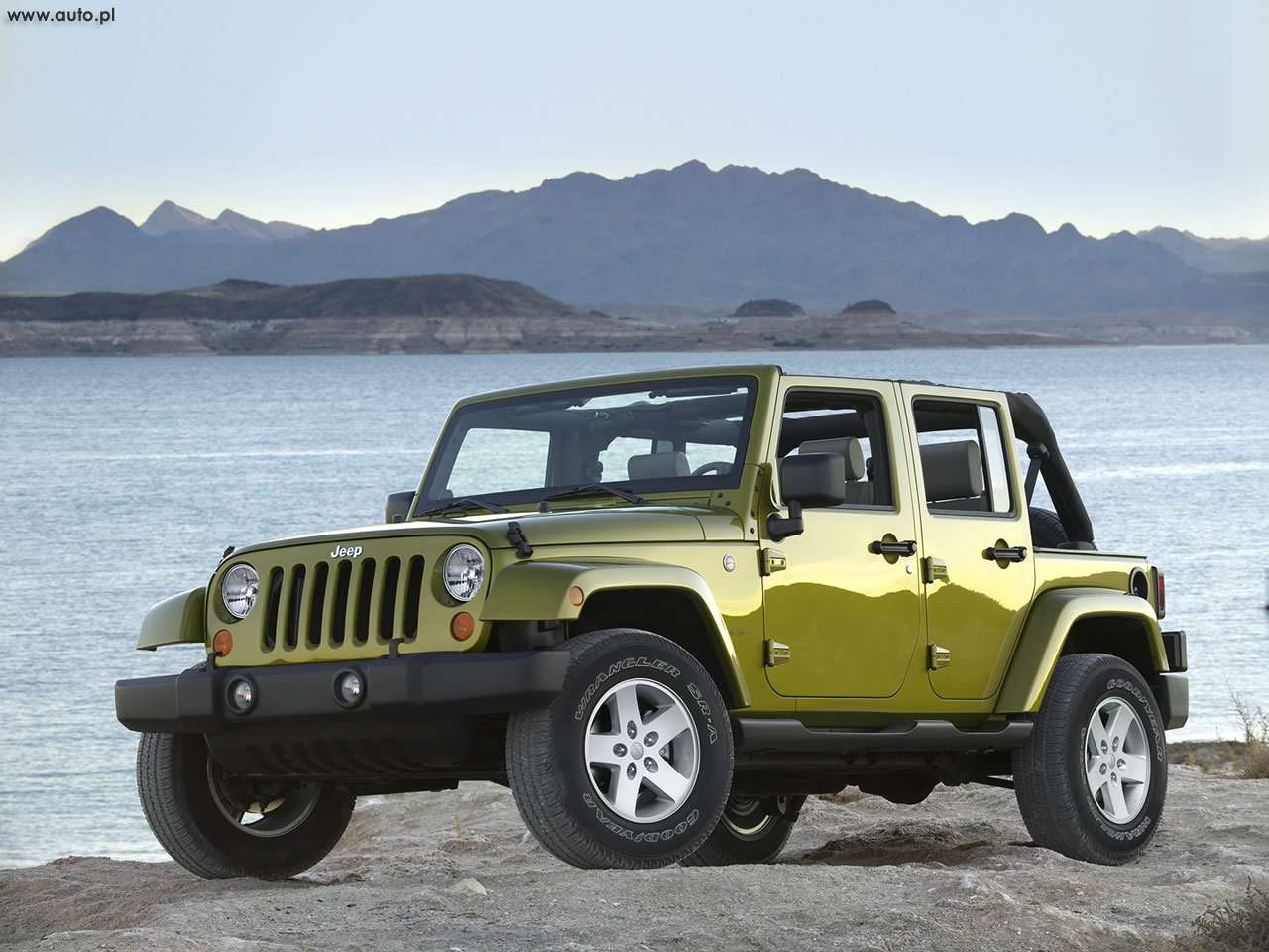 Jeep Wrangler Unlimited JP008 009WR jigsaw puzzle online