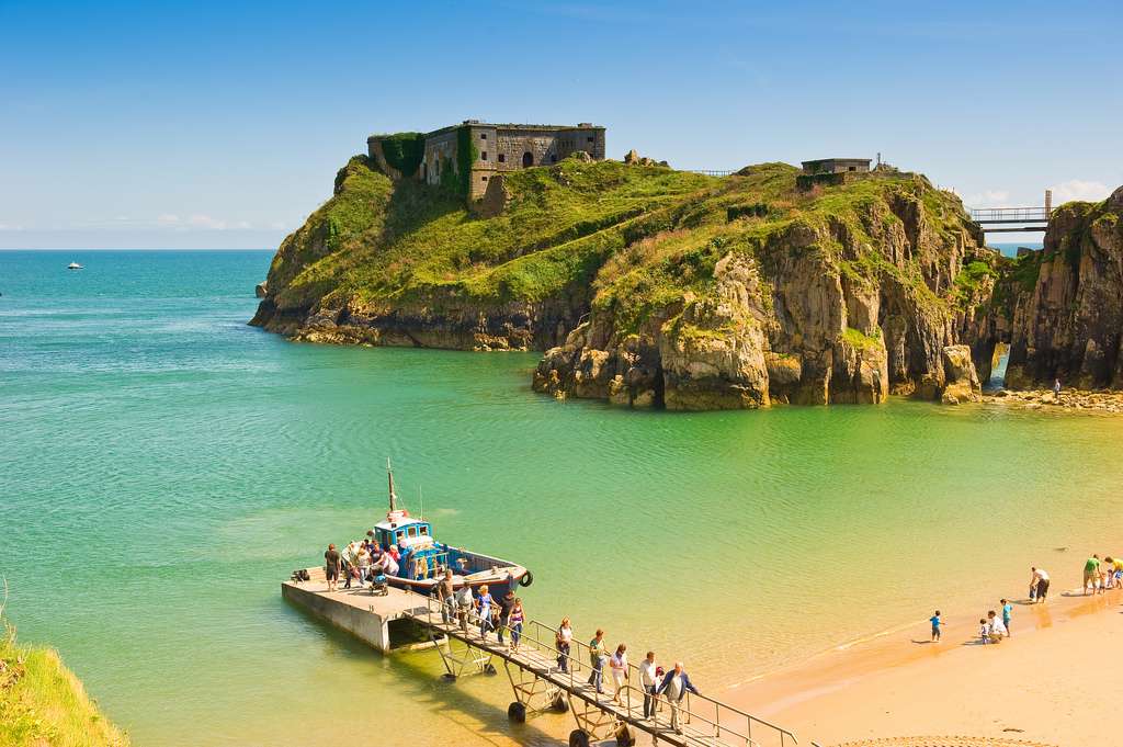 Uma praia no País de Gales puzzle online