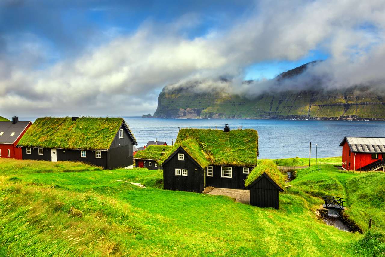 Dorf Mikladalur, Färöer-Inseln Puzzlespiel online