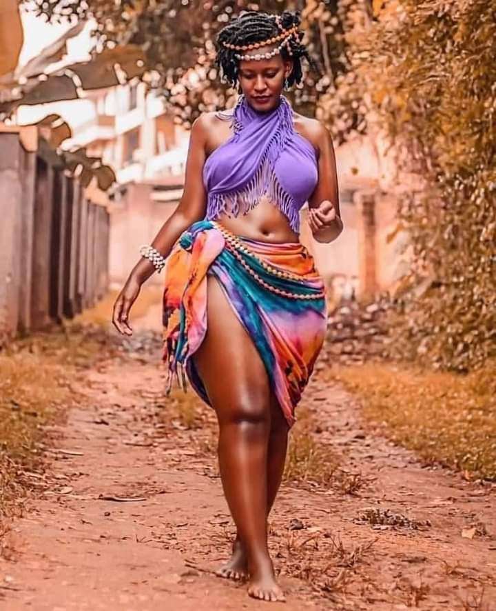 bella donna africana puzzle online