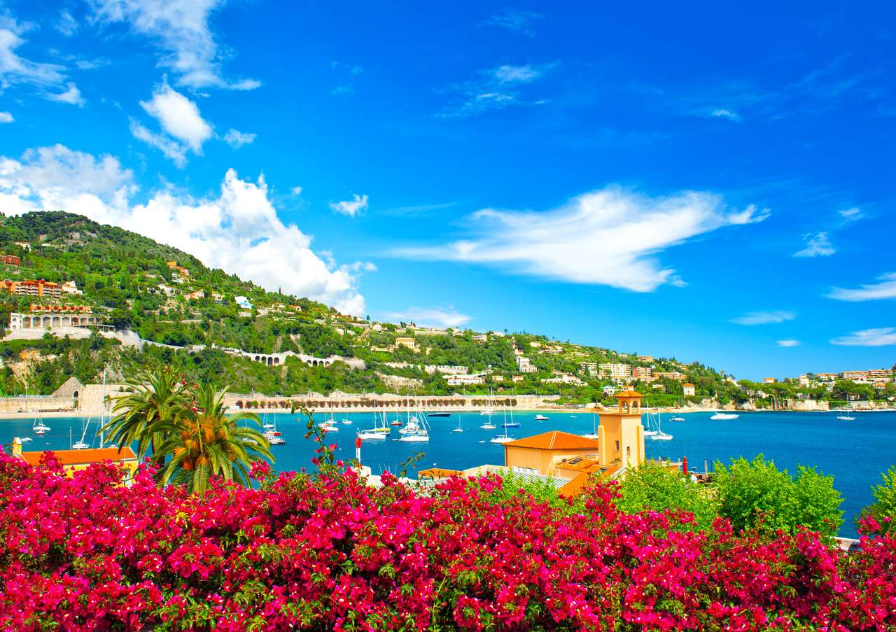 Französische Riviera in der Nähe von Nizza Puzzlespiel online