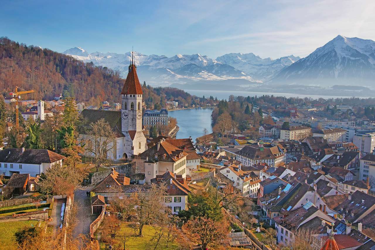 Biserica Thun cu Thunersee și Alpi jigsaw puzzle online