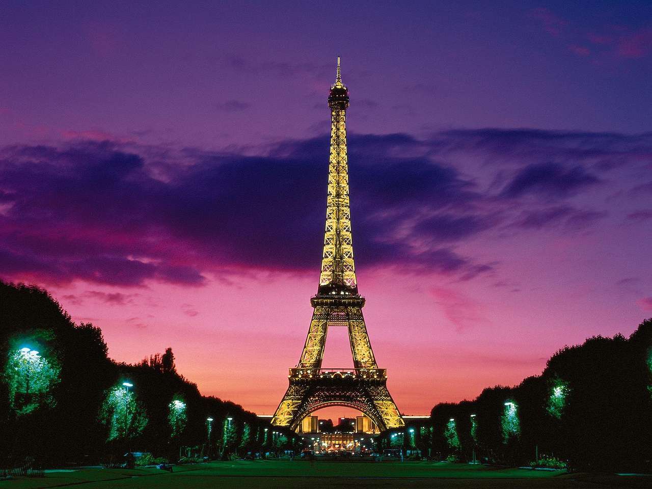 turnul Eiffel puzzle online