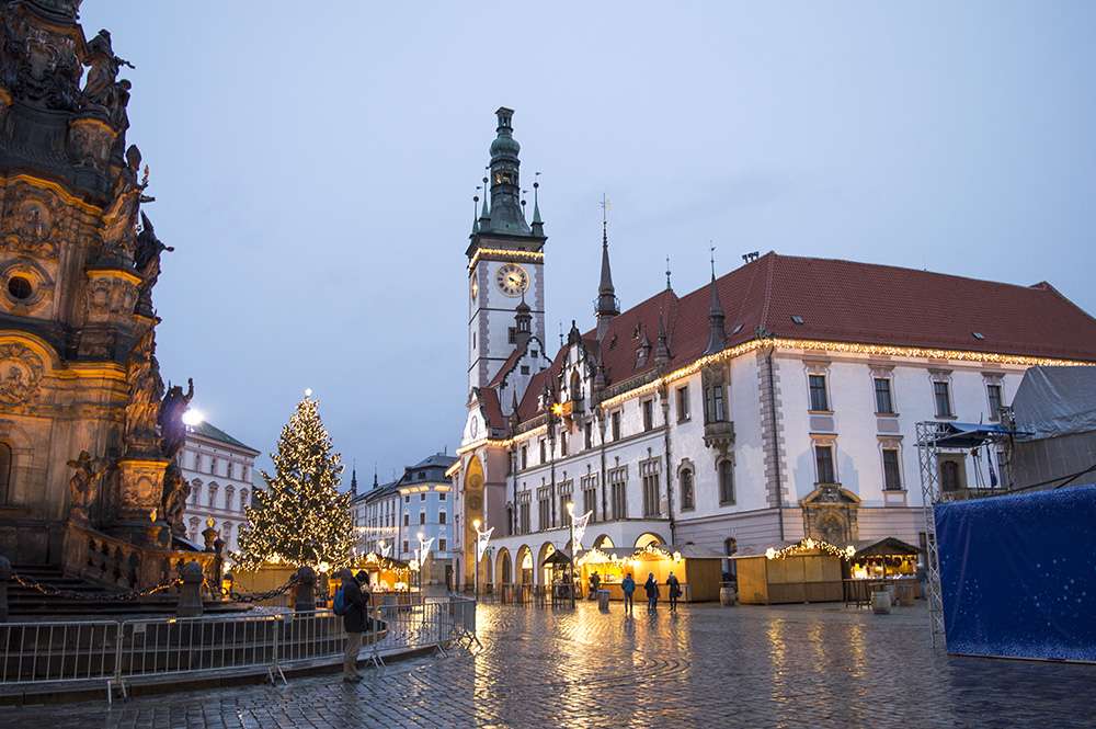 Olomouc de noche - República Checa rompecabezas en línea