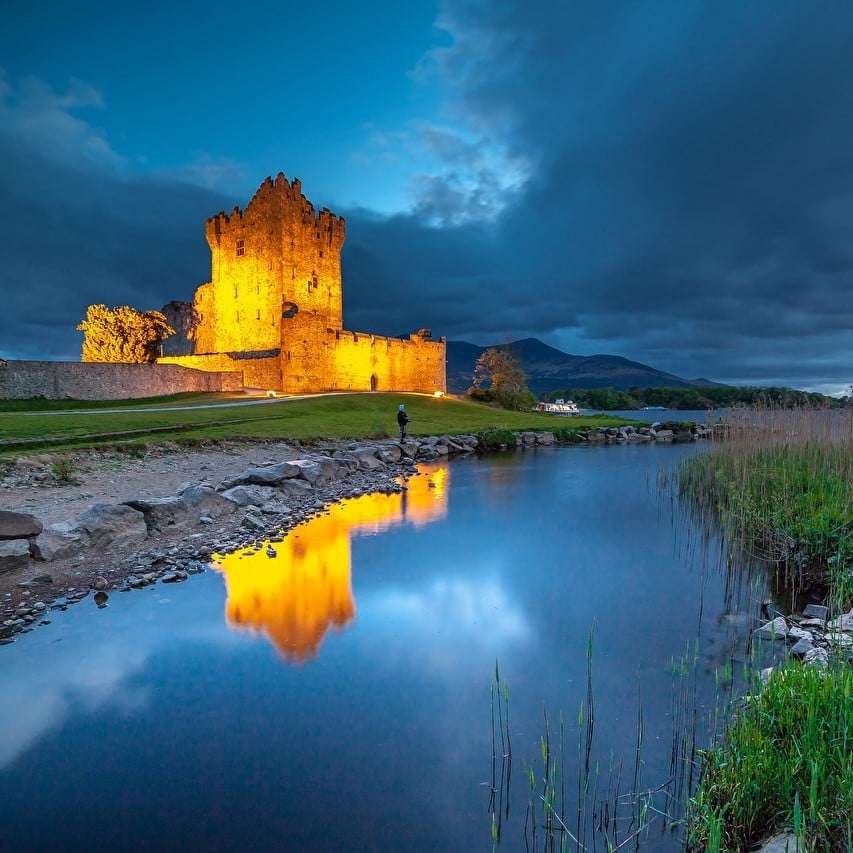 Château au coucher du soleil puzzle en ligne