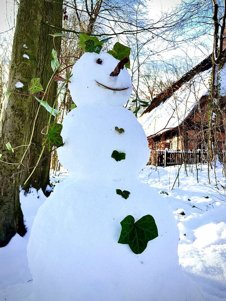 Снеговик онлайн-пазл