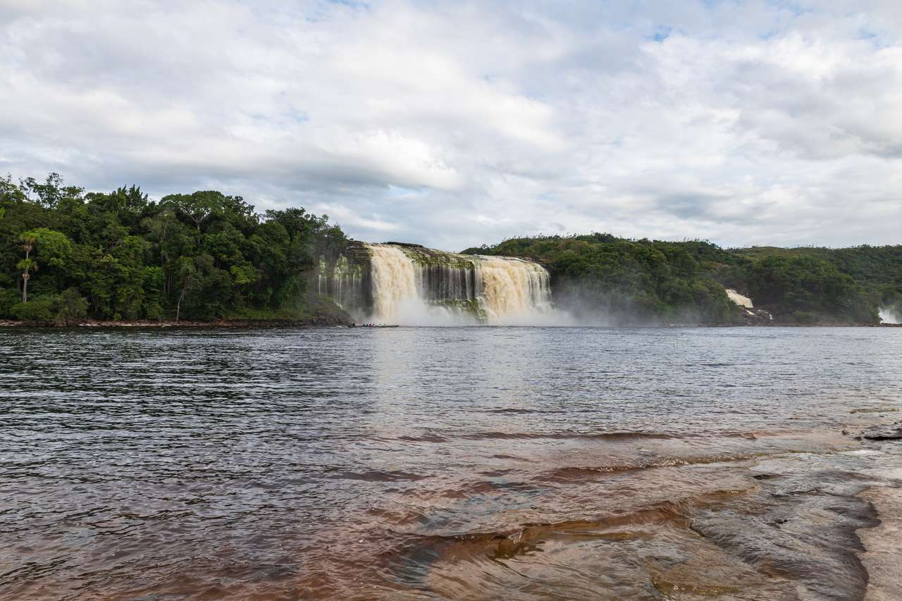 Национальный парк Канайма, Боливар, Венесуэла онлайн-пазл