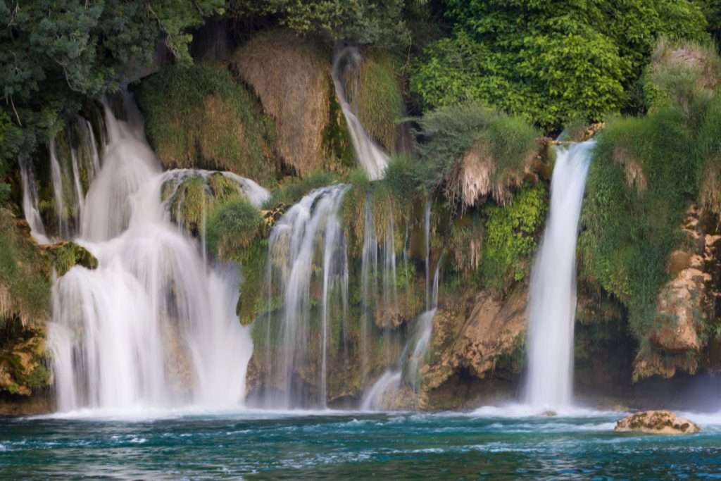 Krka vízesések Horvátországban online puzzle