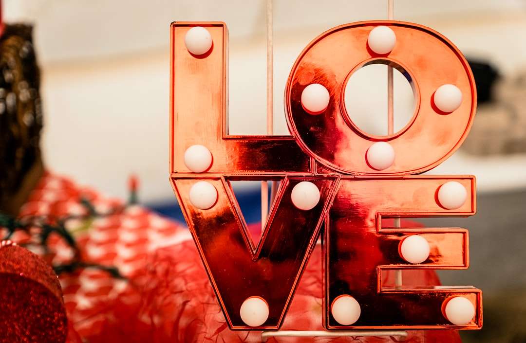 maro și alb dragoste semnalizare luminoasă puzzle online