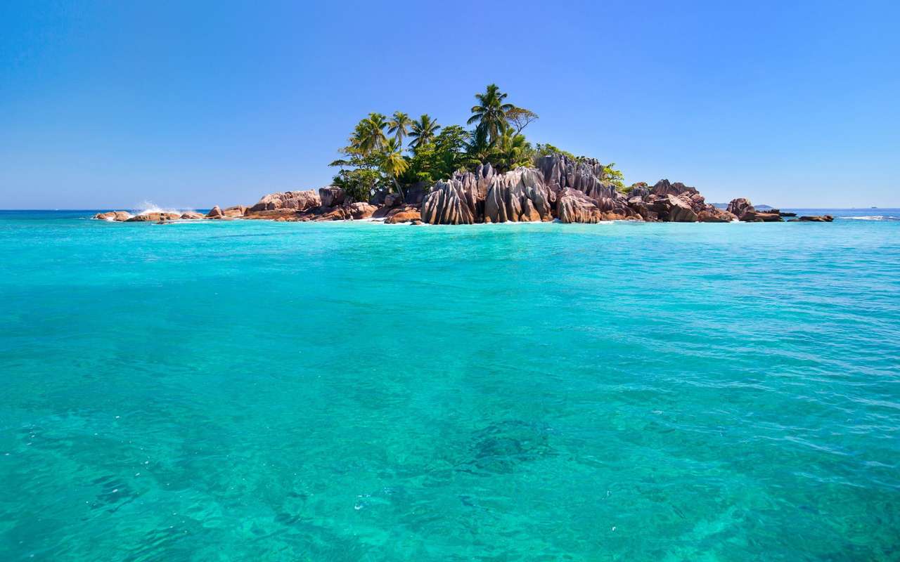 gyönyörű sziget a tenger közepén kirakós online