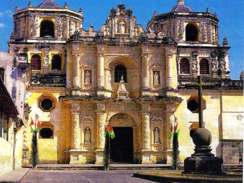 Historisk byggnad i Guatemala pussel på nätet