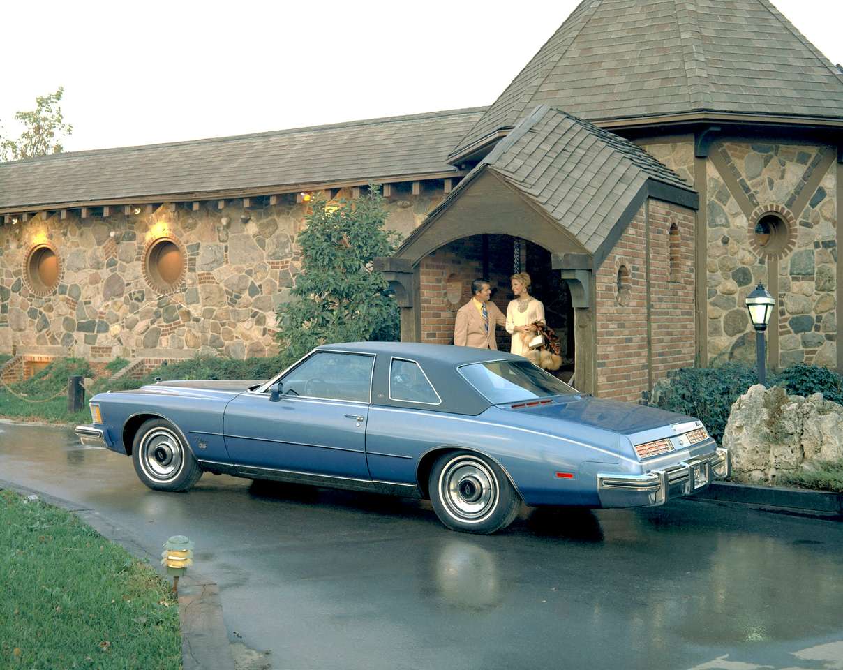 Buick Riviera GS von 1974 Online-Puzzle