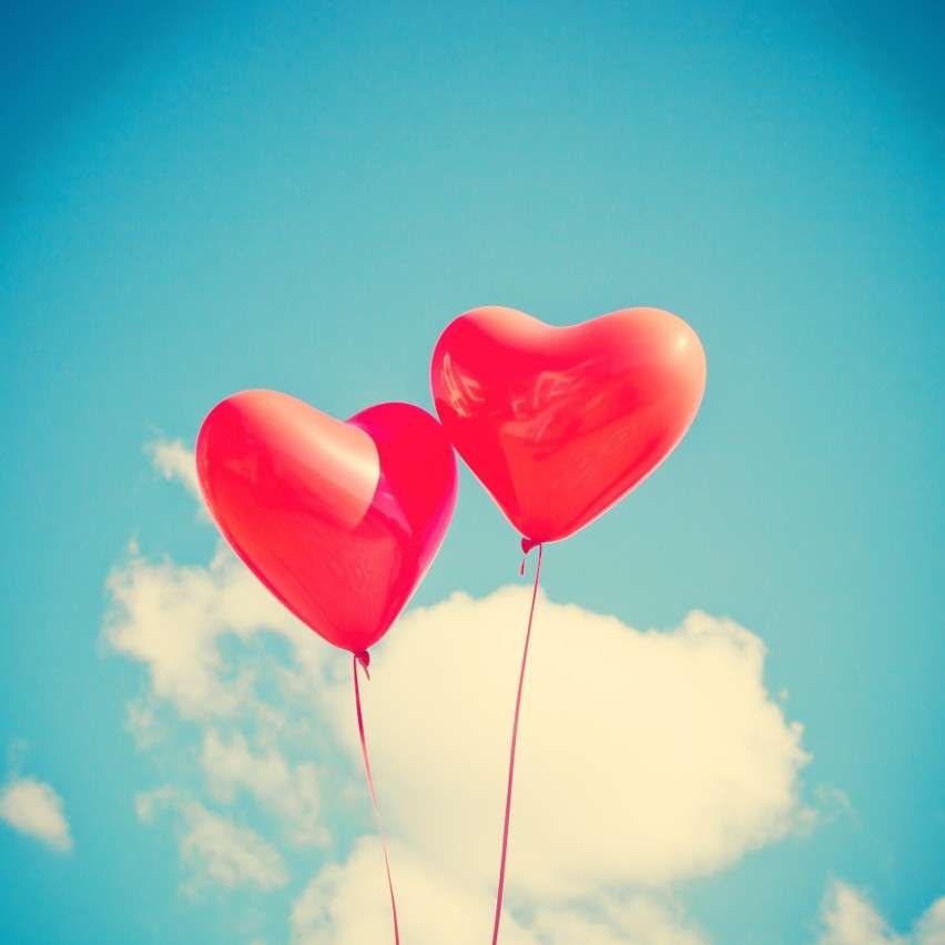 Balões - dois corações puzzle online