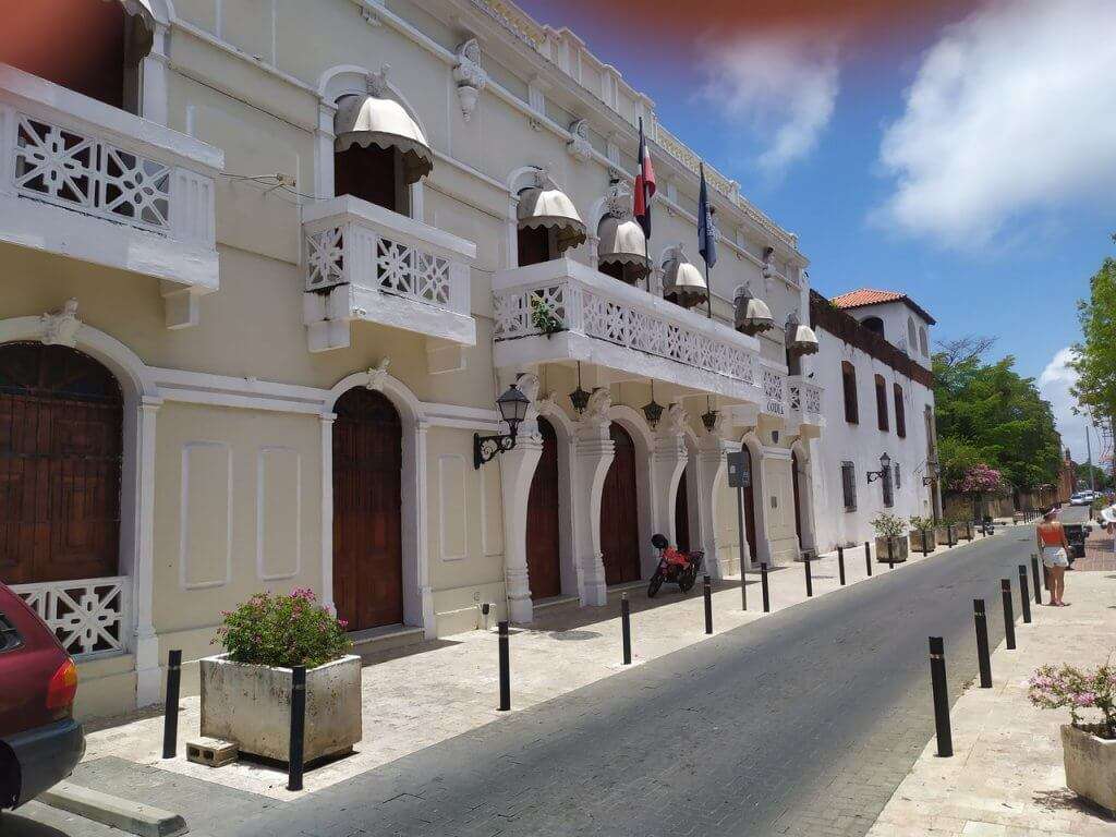 Egy utca a Dominikai Köztársaságban kirakós online
