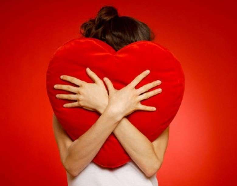 Μαξιλάρι - κόκκινη καρδιά online παζλ