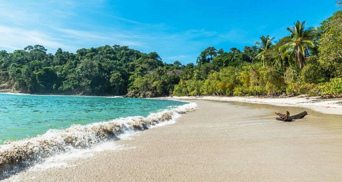 Manuel Antonio Beach mitt land Costa Rica #12 pussel på nätet