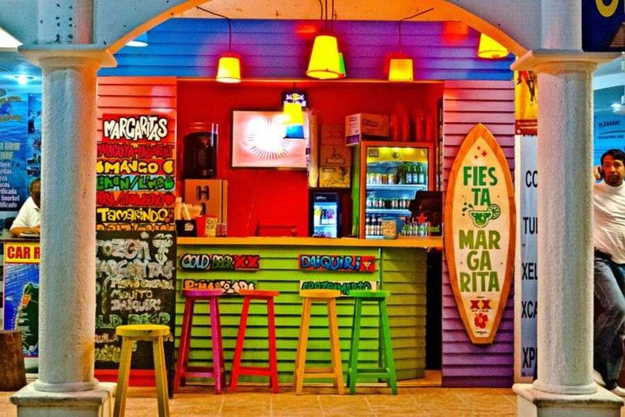 Playa Del Carmen Rivera Maya bár Mexikóban #11 online puzzle