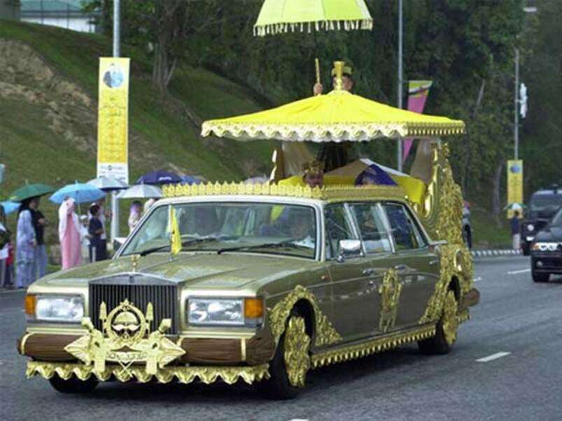 Auto Sultan Muda Hassanal de Brunei en Asie puzzle en ligne