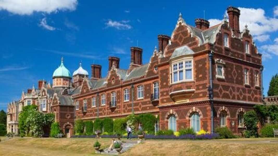 Casa Sandringham Regina Elisabeta a Angliei #15 puzzle online