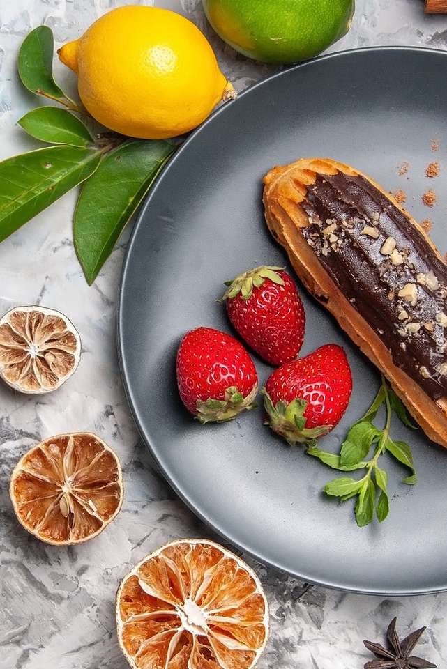 Eclair with strawberries jigsaw puzzle online