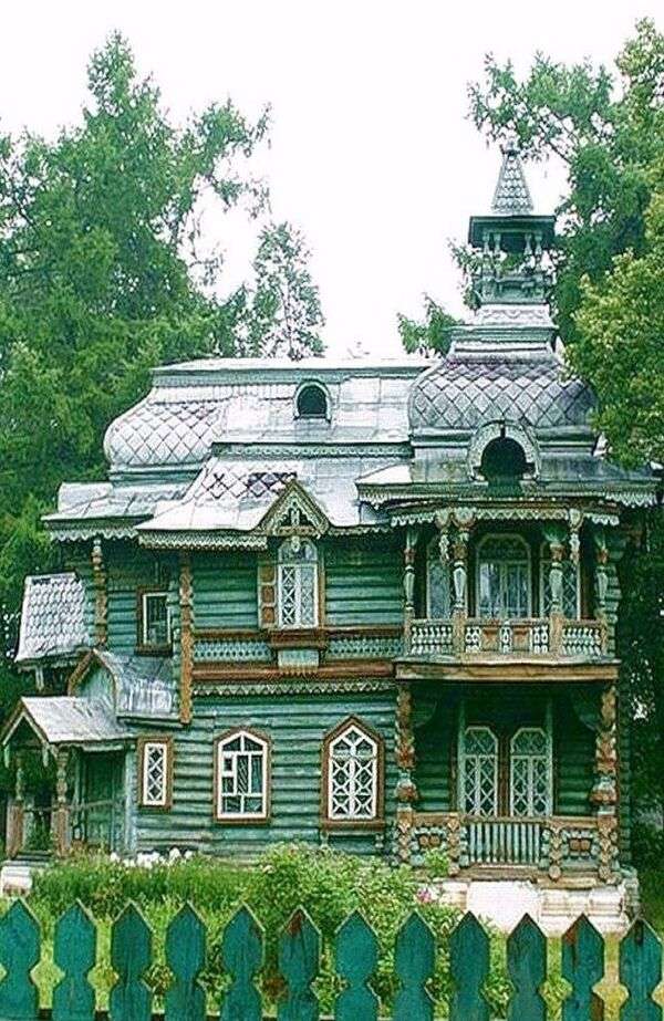 Викторианска къща в Русия №19 онлайн пъзел