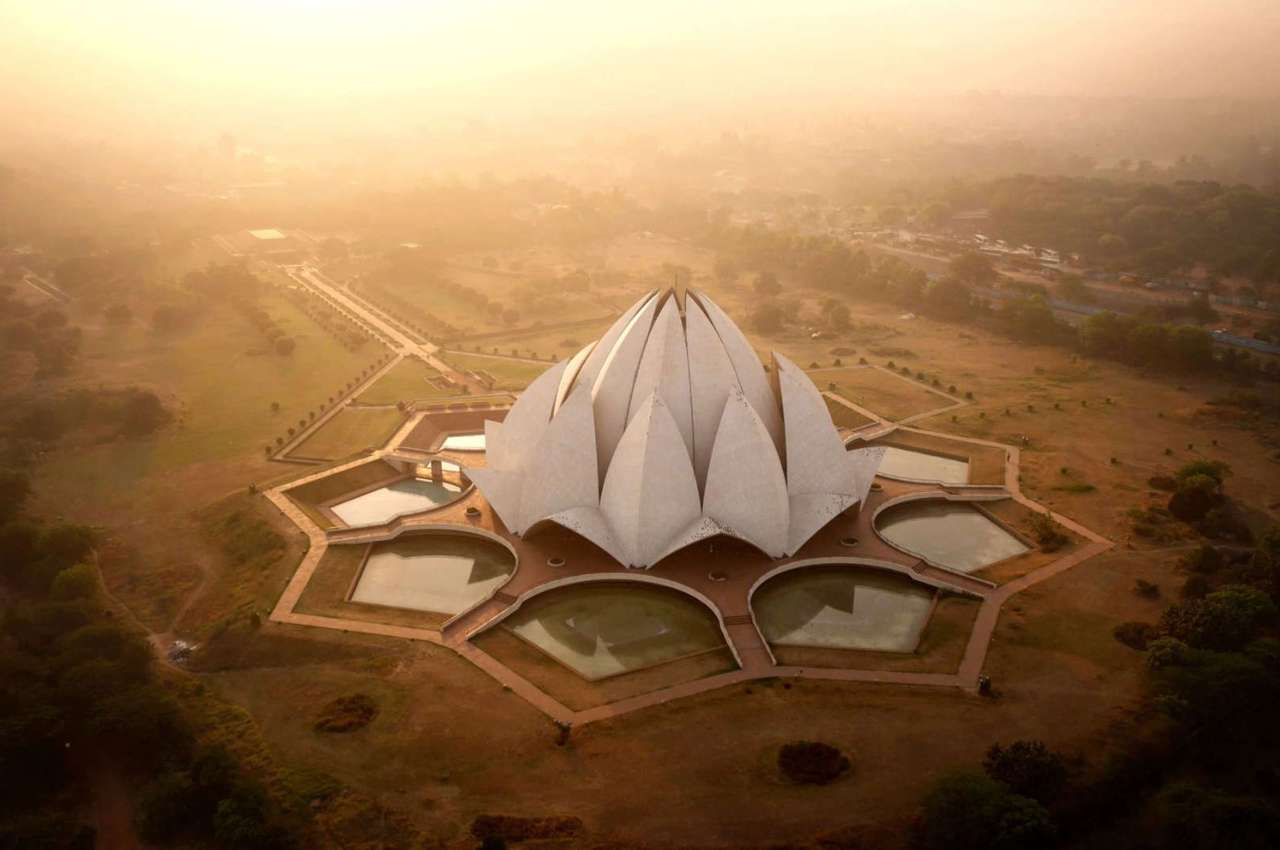 Templul Lotus din Delhi India jigsaw puzzle online