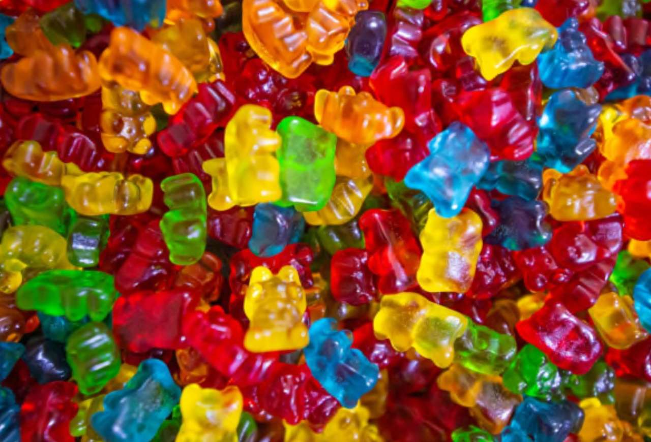 Kleurrijke gummyberen online puzzel
