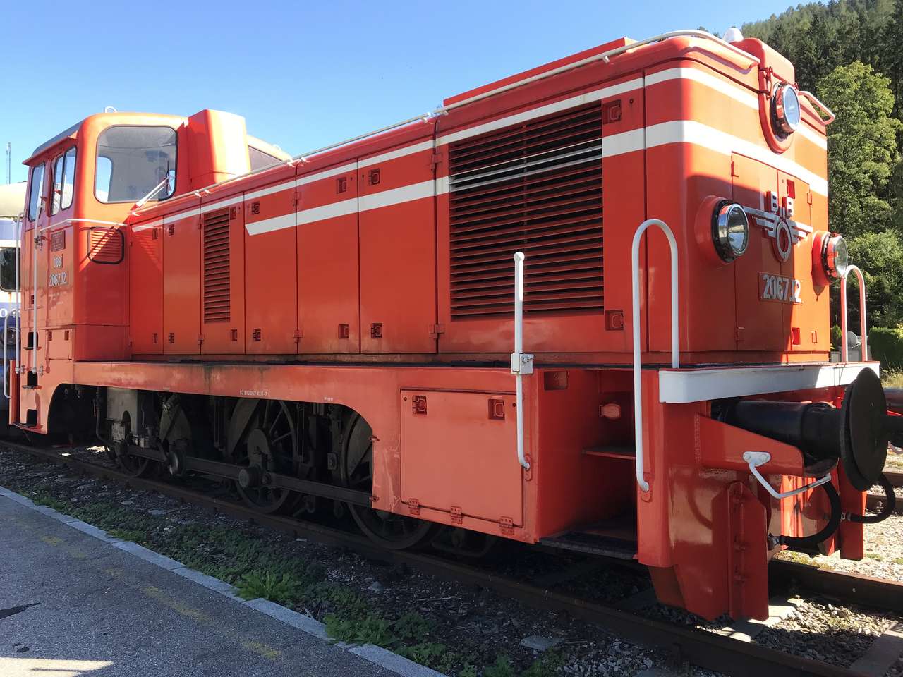 Stará dieselová lokomotiva skládačky online