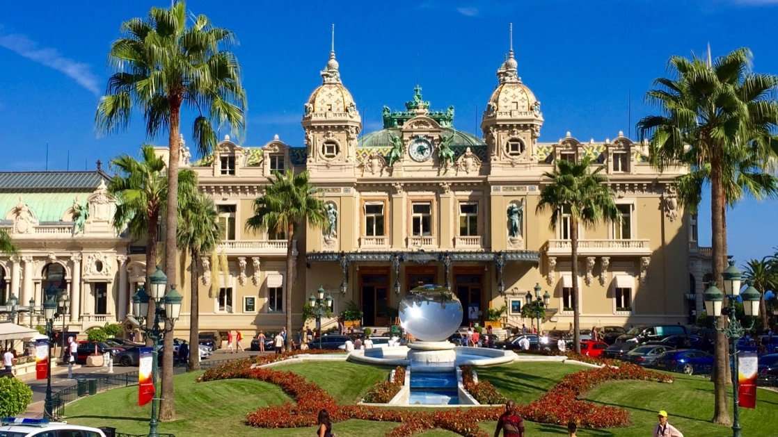 Монте Карло - Казино онлайн пъзел