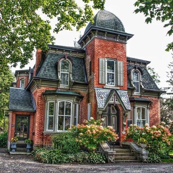 Casa di tipo vittoriano in Ontario Canada #41 puzzle online