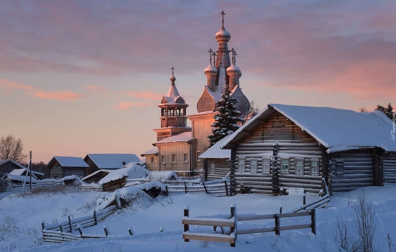 Ortodoxní kostel a domy ve vesnici Kimzha skládačky online