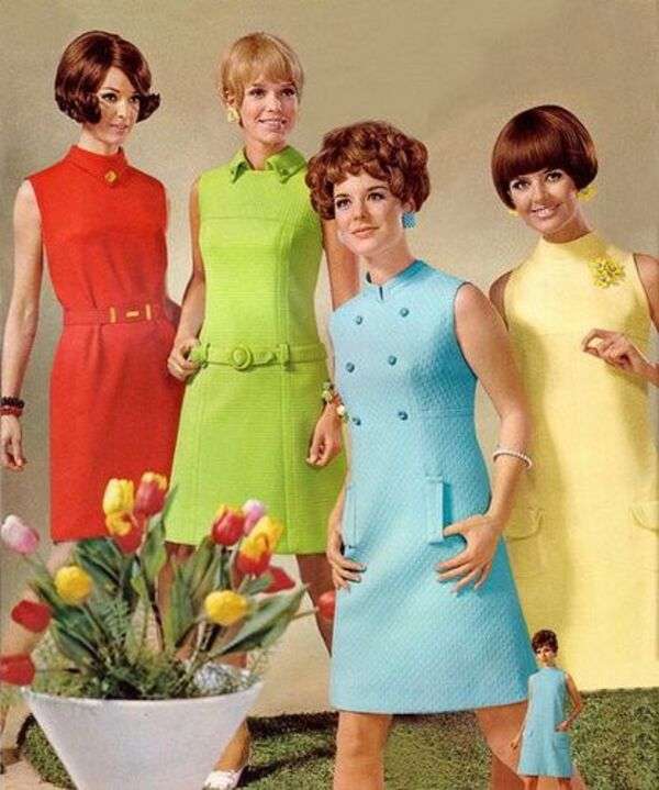 Vestidos de sol femininos da moda ano 1960 (1) quebra-cabeças online