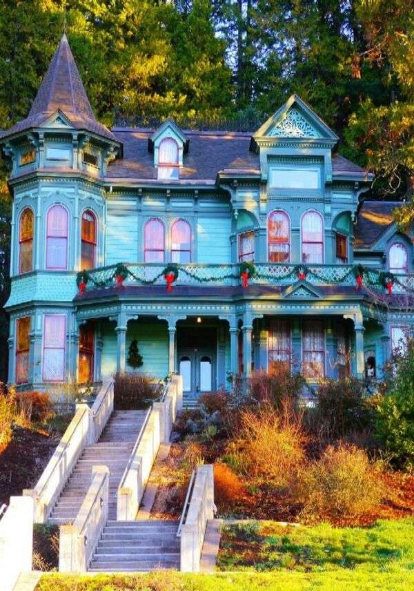 Very Old Victorian House #47 online puzzle