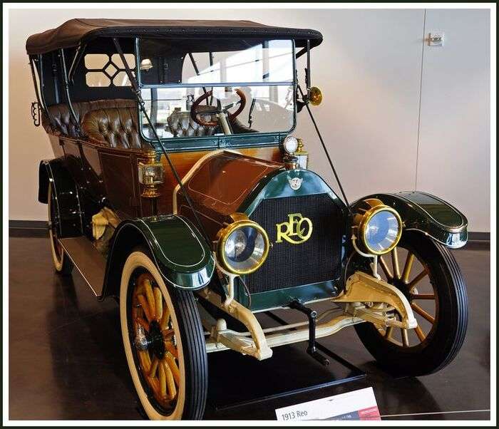 REO Автомобил на годината 1913 онлайн пъзел