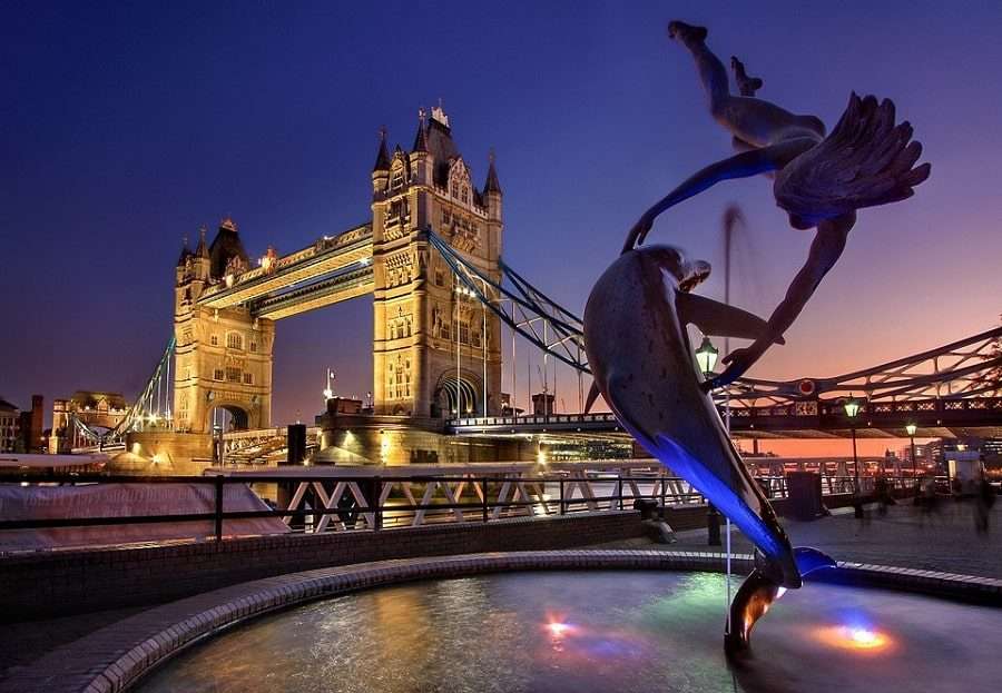 Знаменитый Лондонский мост онлайн-пазл